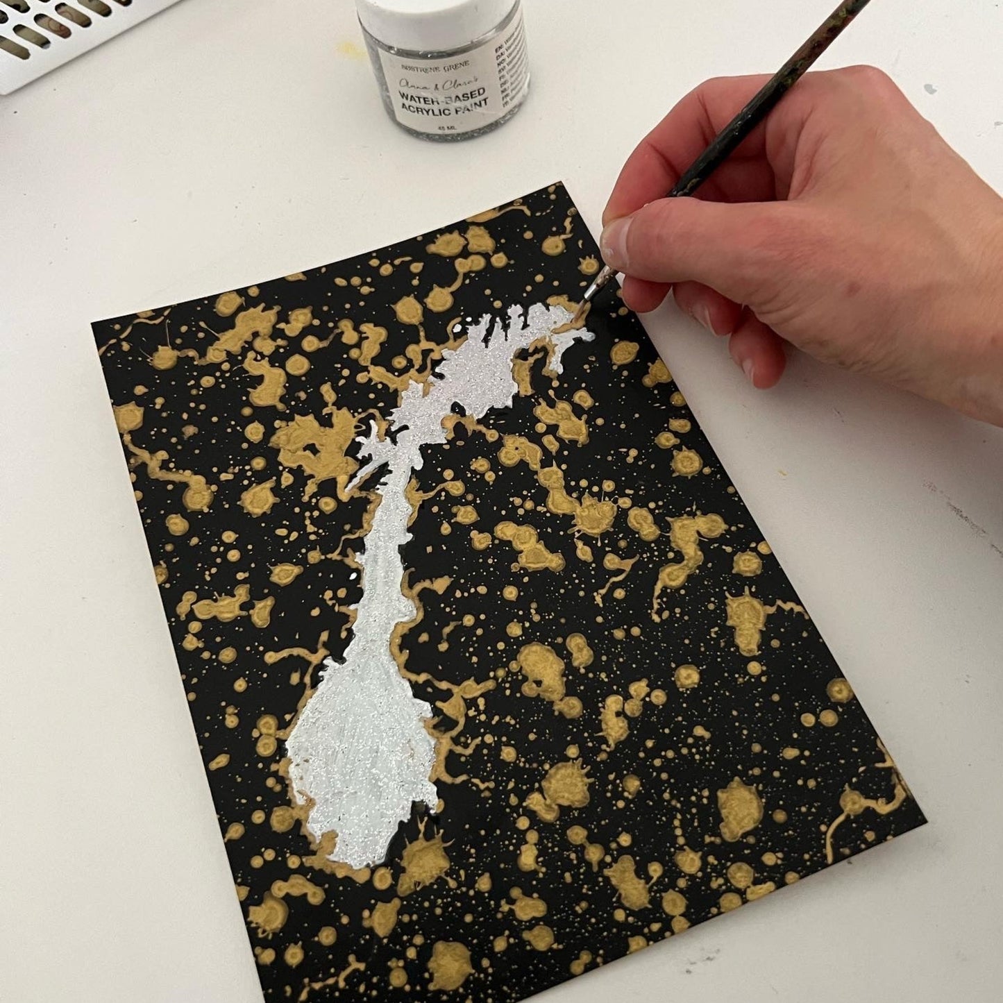 Norway – Unikt Mixed Media Kunstverk i Akrylmaling med Glitter (20 x 26 cm)